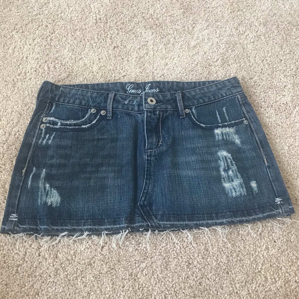 Guess jean distressed skirt‎